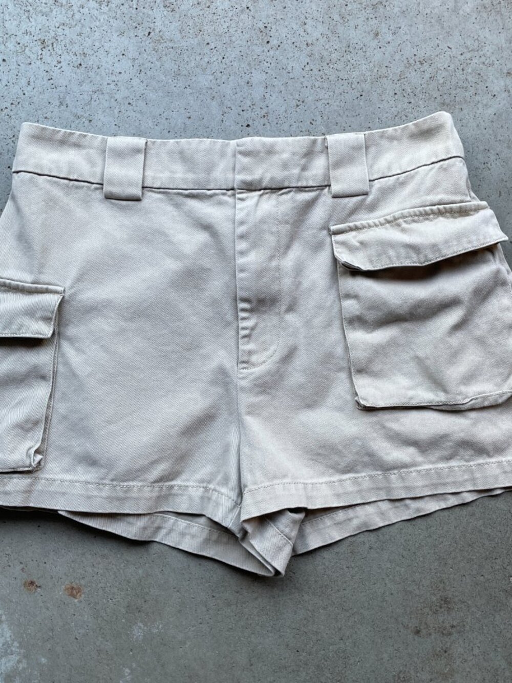 TNA Aritzia Shorts Cargo 100% Cotton 2" Inseam High Rise Utility Pockets Size L